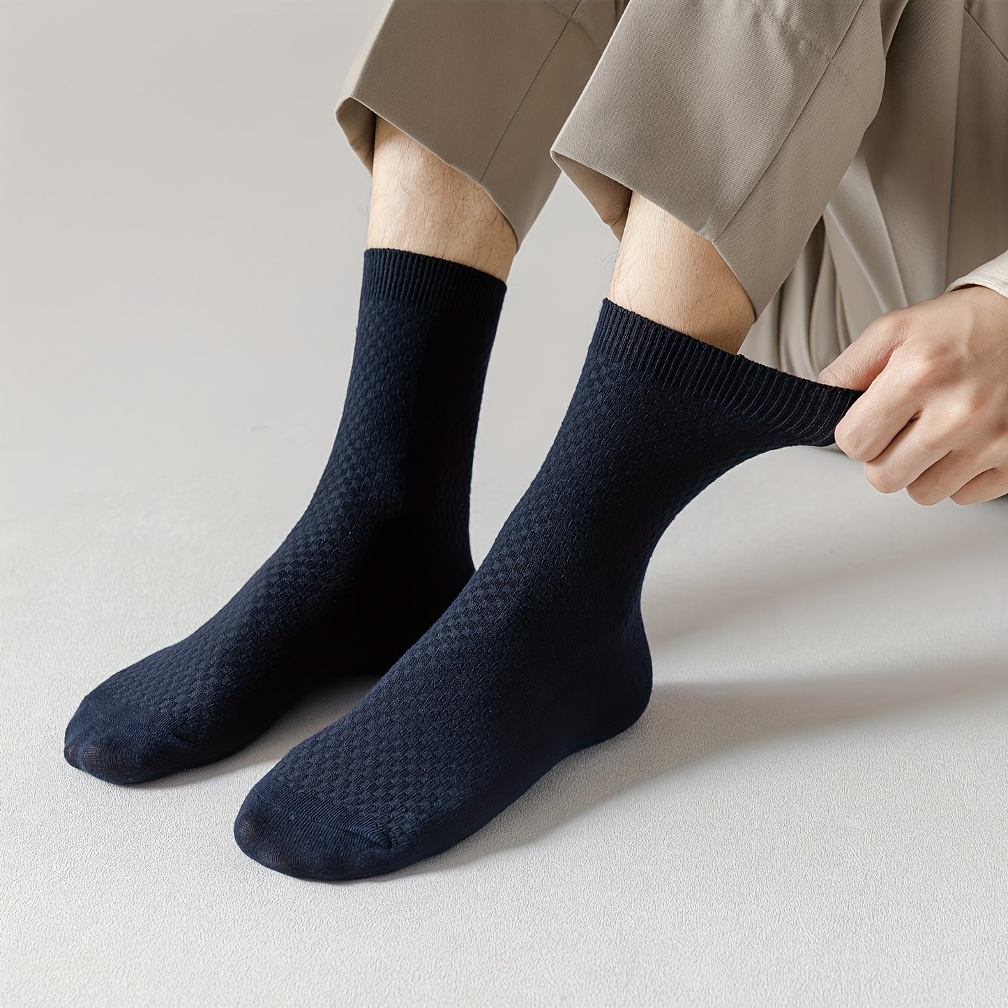 10 Paia, Calzini Uomo in Fibra di Bambù a Mezza Gamba - Traspiranti e Comodi per Business Casual e Ufficio, Calzini Traspiranti e Confortevoli, Indossare Quotidiano,Design Classico,Stile Minimalista,Tessuto Morbido,Uomini Professionali