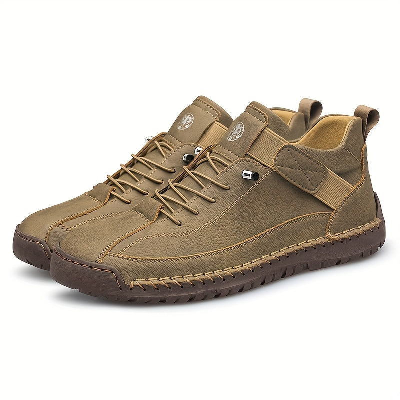 Scarpe da uomo casual con suola morbida e confortevole, realizzate a mano con cuciture a mano e fondo in gomma, marchio CLOHOO