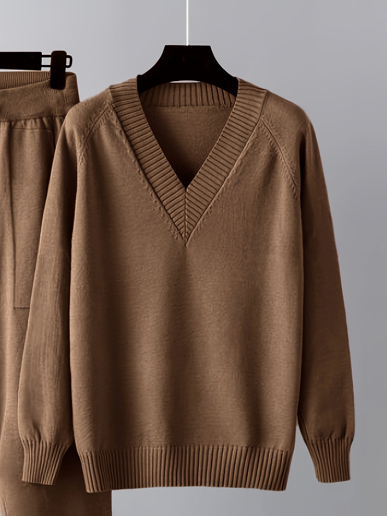 Set a due pezzi, maglione casual a maniche lunghe e pantaloni a V con scollo, senza cintura, lunghezza regolare delle maniche, pantaloni lunghi