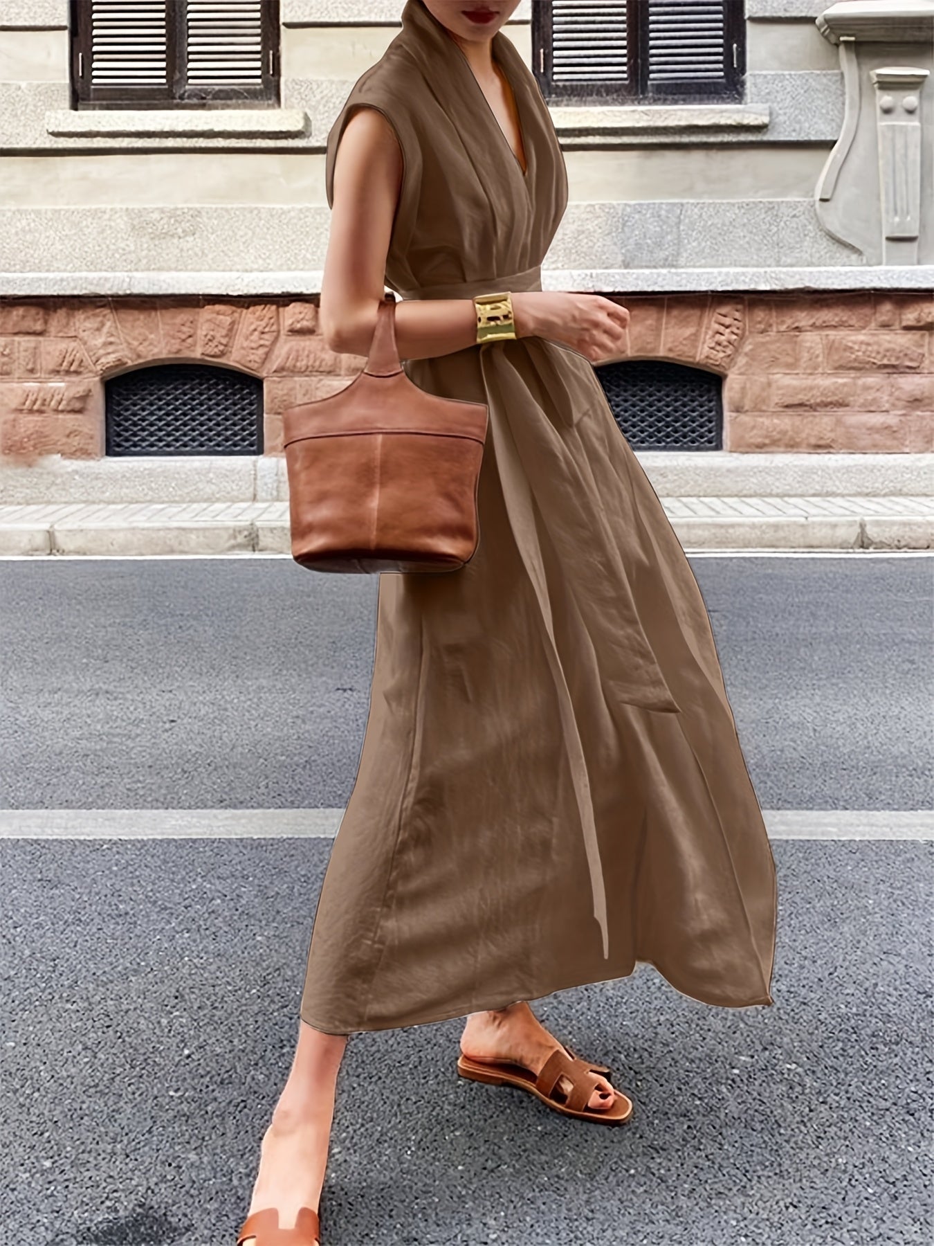 Solid Color Spring And Summer Linen Blend Sleeveless Dress with Pockets, Belt, And an Elegant French Style, Perfect for Vacations.