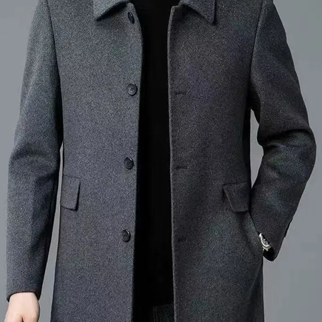 2025 Nuovo trench casual classico a tinta unita per uomo con doppie tasche, design semplice, stile papà elegante, resistente alle rughe, chiusura a singolo petto, leggero e di lusso, cappotto antivento per la primavera/autunno