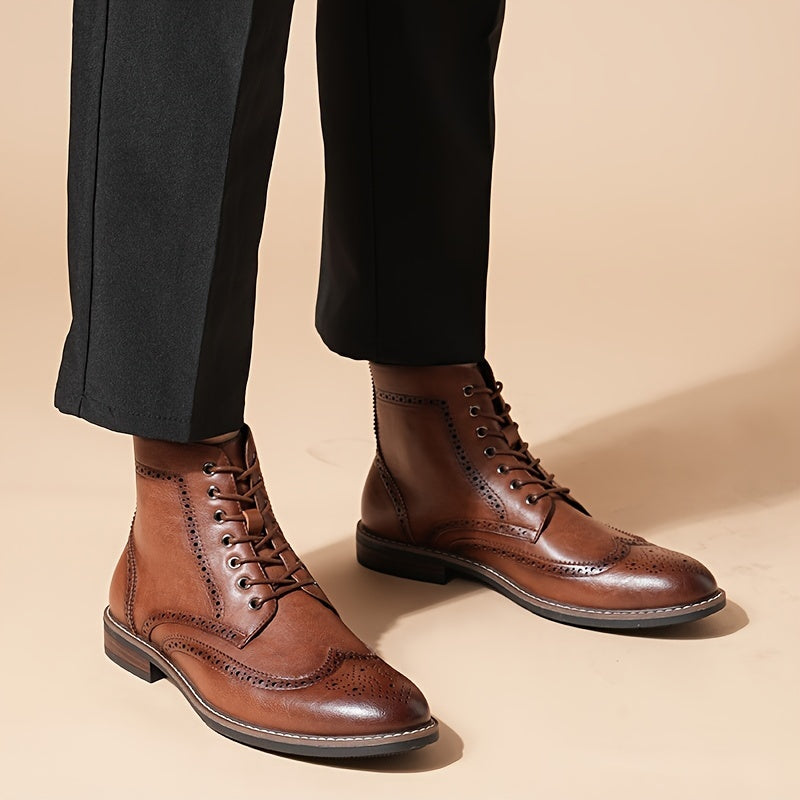 Stivali con lacci da uomo, stivaletti e stivali alti, design a punta d'ala, motivo brogue, scarpe Oxford e Derby, stivali neri e marroni, stile casual vintage britannico, comodi e resistenti, adatti per tutte le stagioni