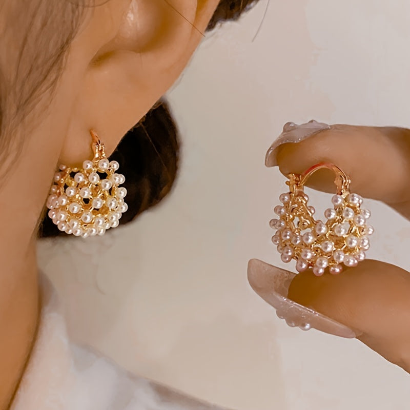 Regalo Ideale per San Valentino/Festa della Mamma: 1 Paio di Orecchini di Perle Finte di Alta Qualità con Design di Nicchia, Confezione Regalo