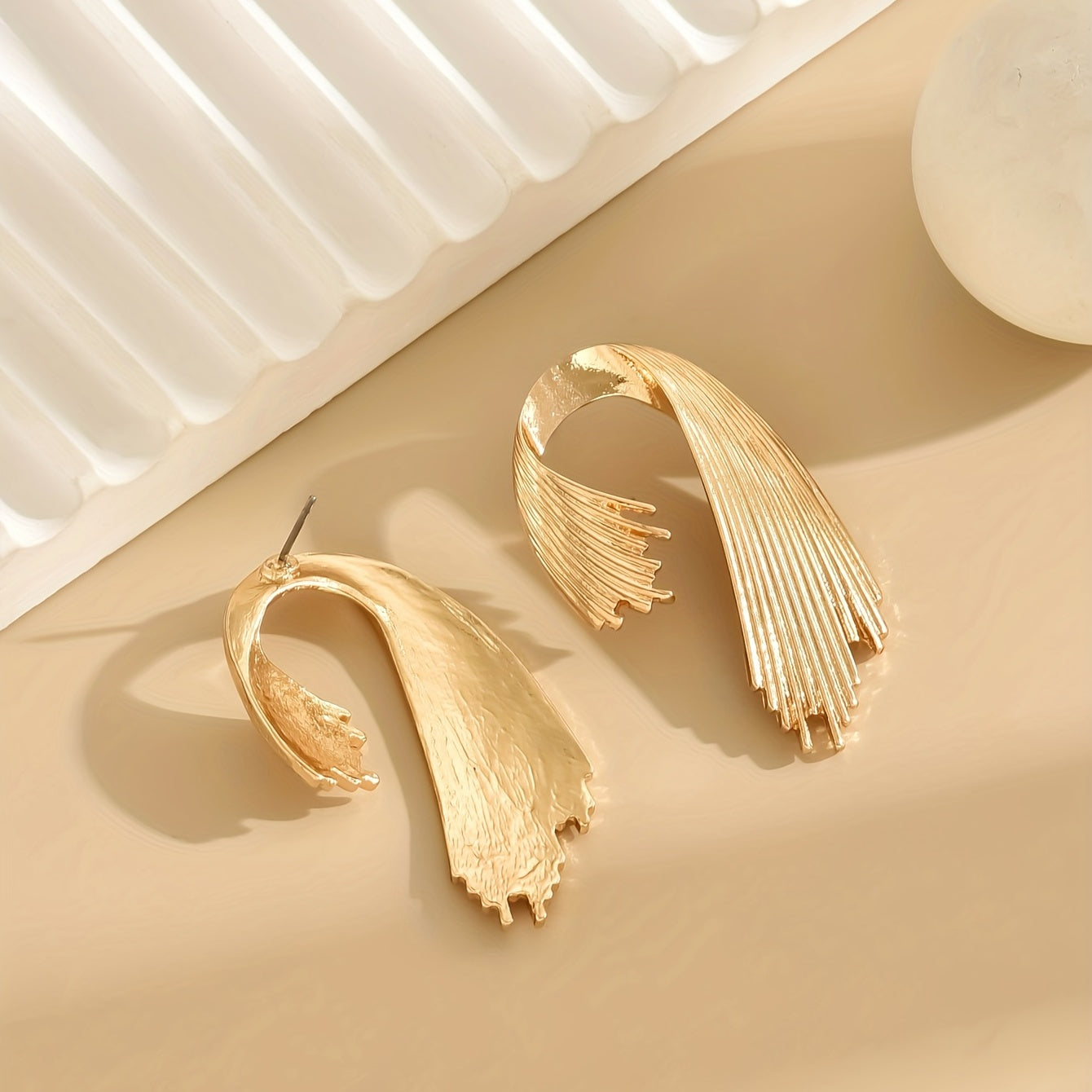 Orecchini a forma creativa in lega di gioielli, stile elegante dichiarativo unico, regalo per donne