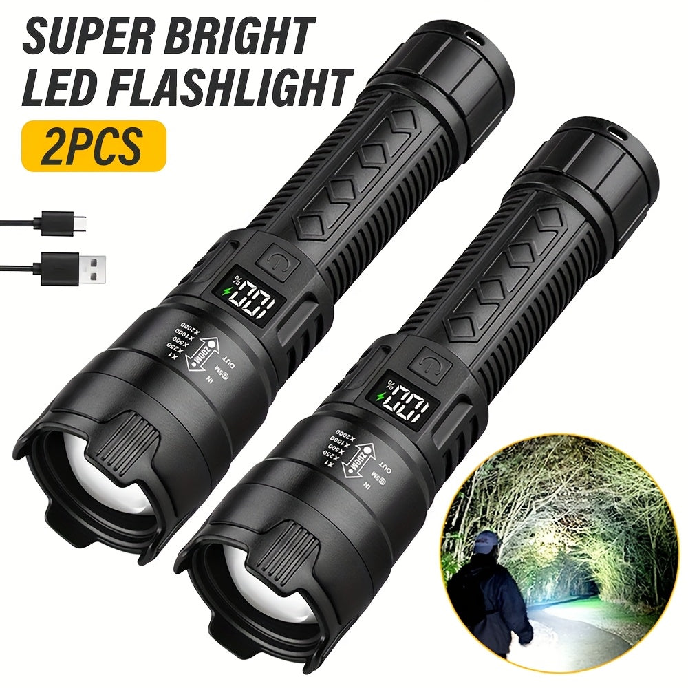 Set di 2 torce LED ricaricabili, design compatto con zoom regolabile e indicatore del livello di batteria, che offre tre opzioni di illuminazione adatte per attività all'aperto, campeggio, lavoro e situazioni di emergenza.