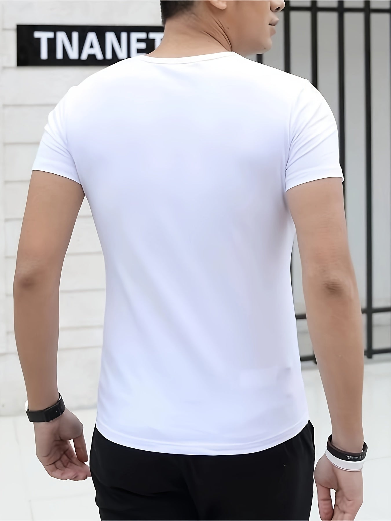 T-shirt da uomo 100% con scollo a V e maniche corte - T-shirt casual estivo traspirante, vestibilità regolare, bianco solido, medio stretch per abbigliamento casual, comodo e alla moda, T-shirt da tutti i giorni | T-shirt con scollo a V | Tessuto medio st
