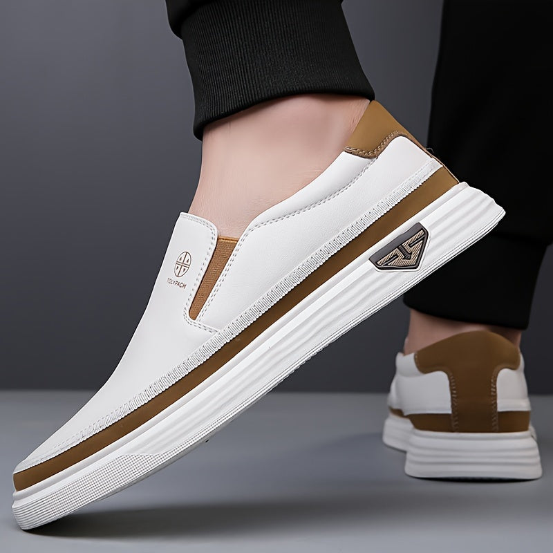 Mocassini Slip-On Eleganti da Uomo - Tomaia Morbida, Suola in Gomma Antiscivolo, Bianco con Accenti Marrone e Dorati, Comodi per l'Uso Quotidiano Casual, Scarpe da Vacanza | Cuciture Decorative | Scarpe Sintetiche, Scarpe Eleganti