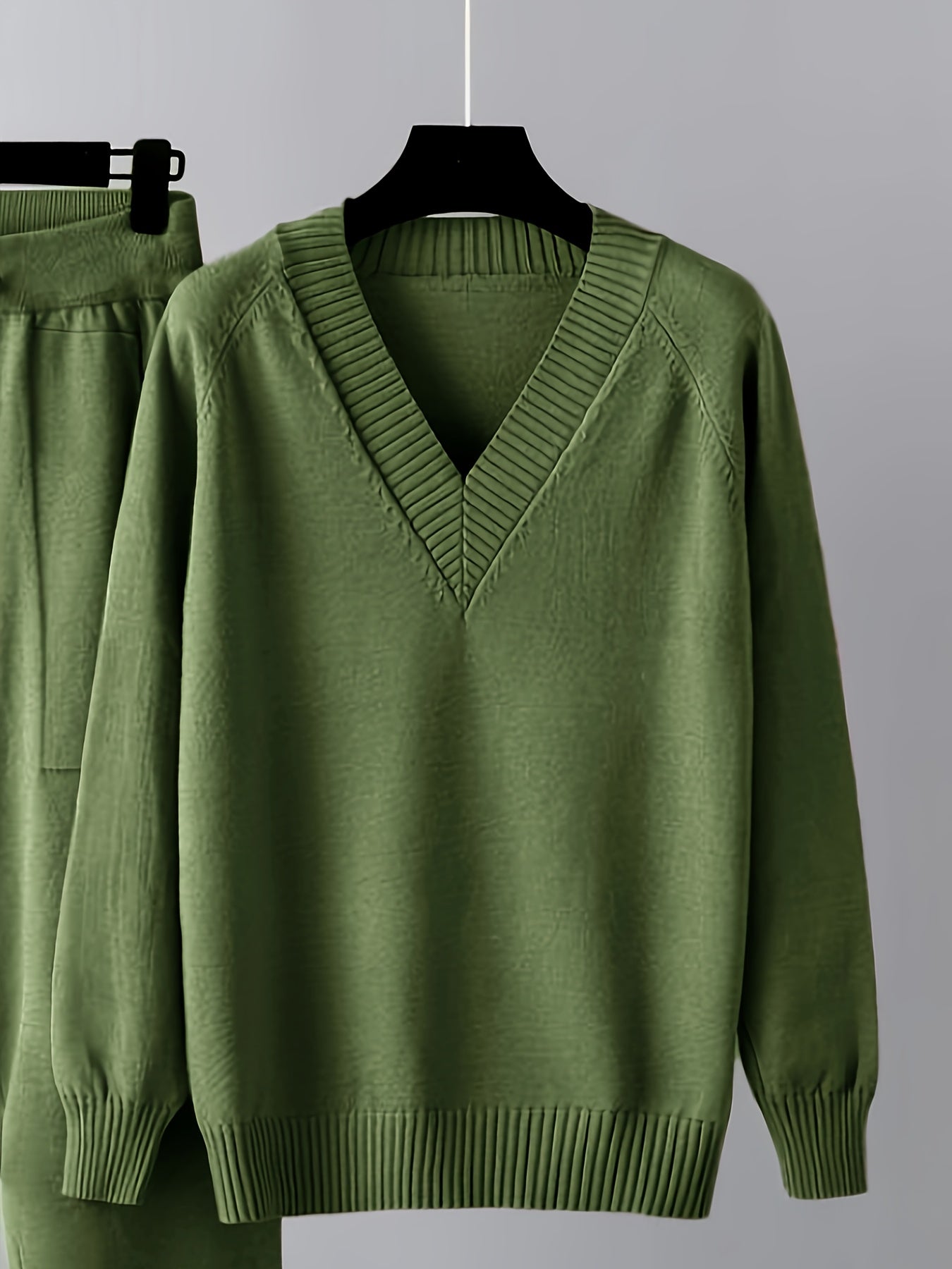Set a due pezzi, maglione casual a maniche lunghe e pantaloni a V con scollo, senza cintura, lunghezza regolare delle maniche, pantaloni lunghi