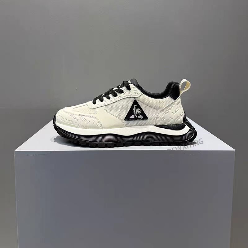 Scarpe da Ginnastica Uomo con Suola Spessa - Tomaia e Design Basso, Trazione per Tutti i Terreni in Bianco/Nero/Blu Navy/Rosso/Grigio/Beige – Scarpa Comoda Casual ed Elegante per Outdoor, Business o Abbigliamento Informale. Punta Arrotondata Traspirante a