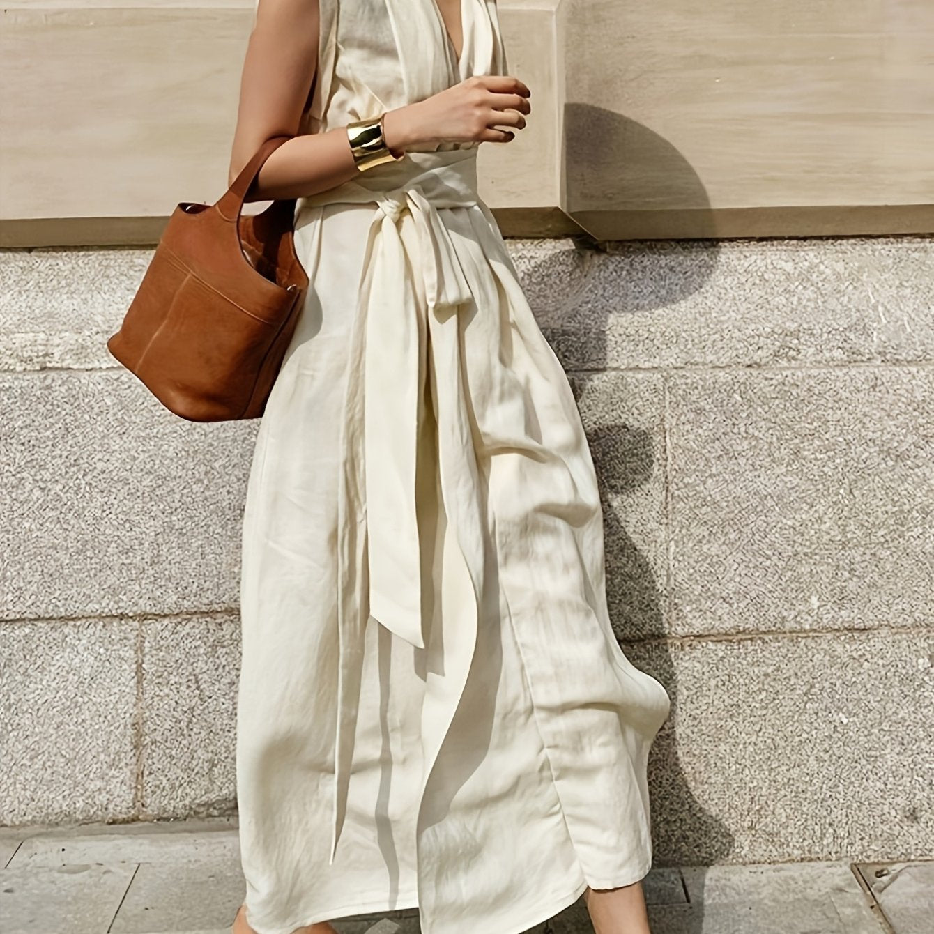 Solid Color Spring And Summer Linen Blend Sleeveless Dress with Pockets, Belt, And an Elegant French Style, Perfect for Vacations.