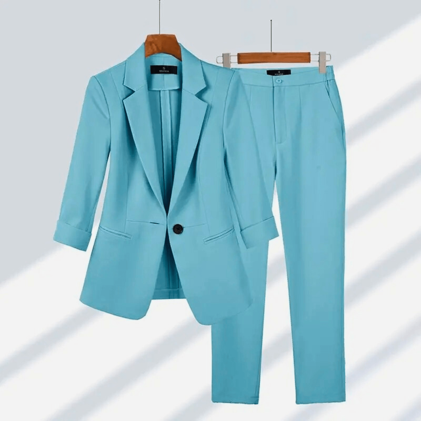Valmont Tailored Set
