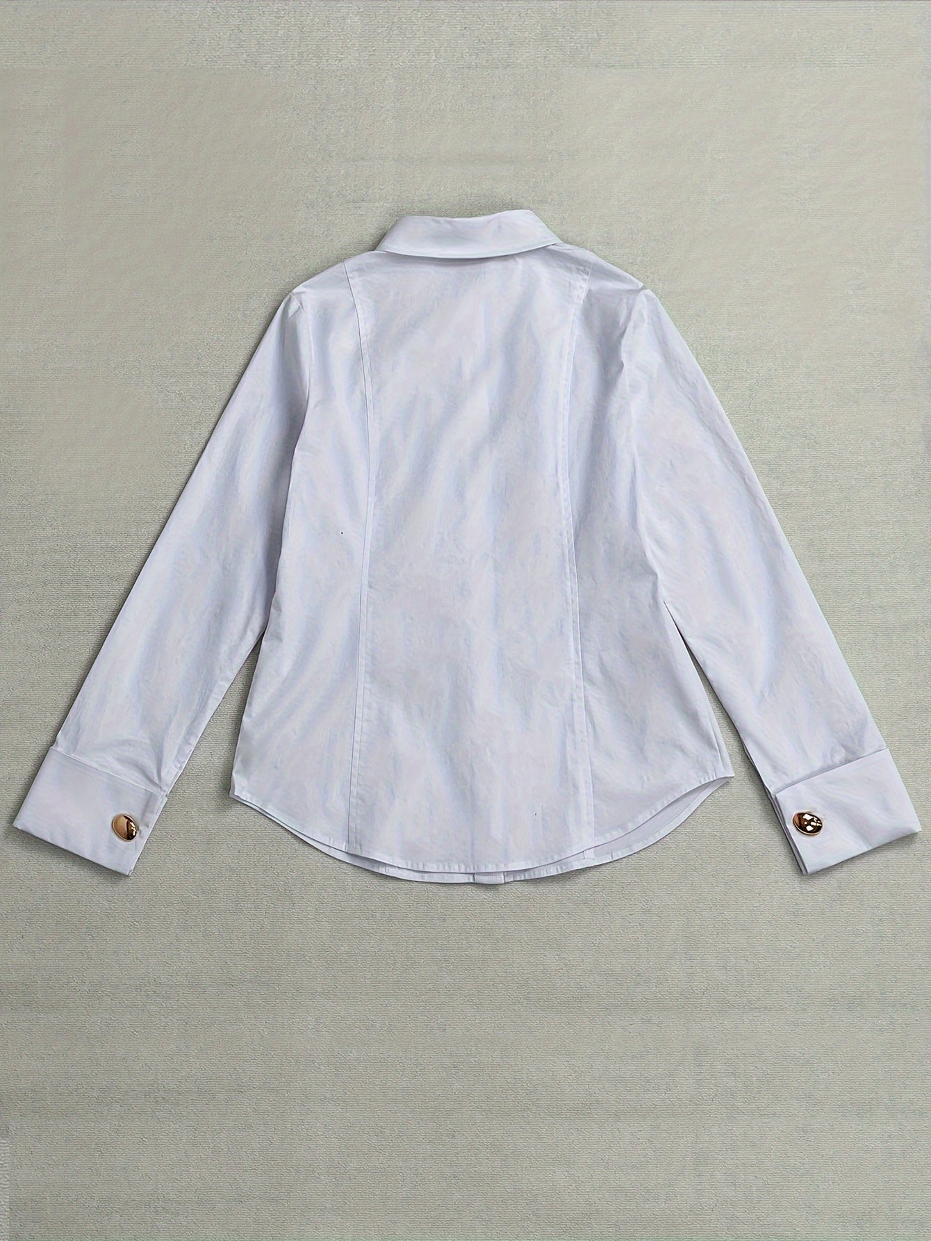 Linea Milano- Camicia classica nera a maniche lunghe con bottoni dorati per donna -