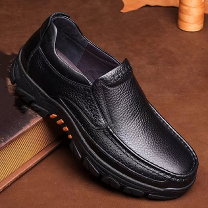 Scarpe Eleganti da Uomo in Vera Pelle Slip-On per Papà di 40-50 Anni - Suola in Gomma Antiscivolo, Punta Tonda, Comode, Adatte per Tutto l'Anno per Occasioni Casual e Business (Marrone, Fino alla Taglia 50), Calzature Versatili | Cerniera Laterale | Scarp