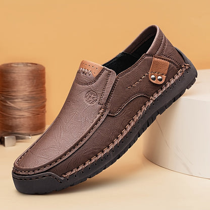 Scarpe fatte a mano per uomo CLOHOO, suola morbida, comode e traspiranti, suola in gomma, scarpe sportive casual resistenti, slip-on, scarpe da ufficio per tutti gli anni, moda giovane