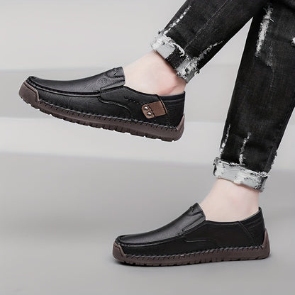 Scarpe fatte a mano per uomo CLOHOO, suola morbida, comode e traspiranti, suola in gomma, scarpe sportive casual resistenti, slip-on, scarpe da ufficio per tutti gli anni, moda giovane