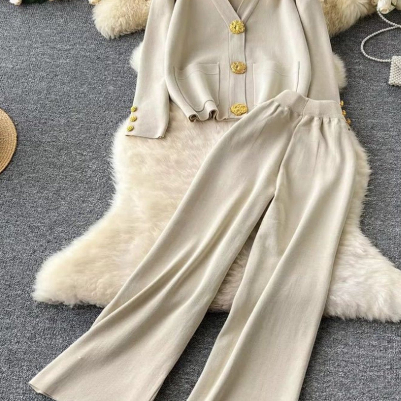 Set di cardigan e pantaloni in maglia elegante a due pezzi, cardigan con bottoni a maniche lunghe e scollo a V, pantaloni a gamba dritta, abbigliamento da donna