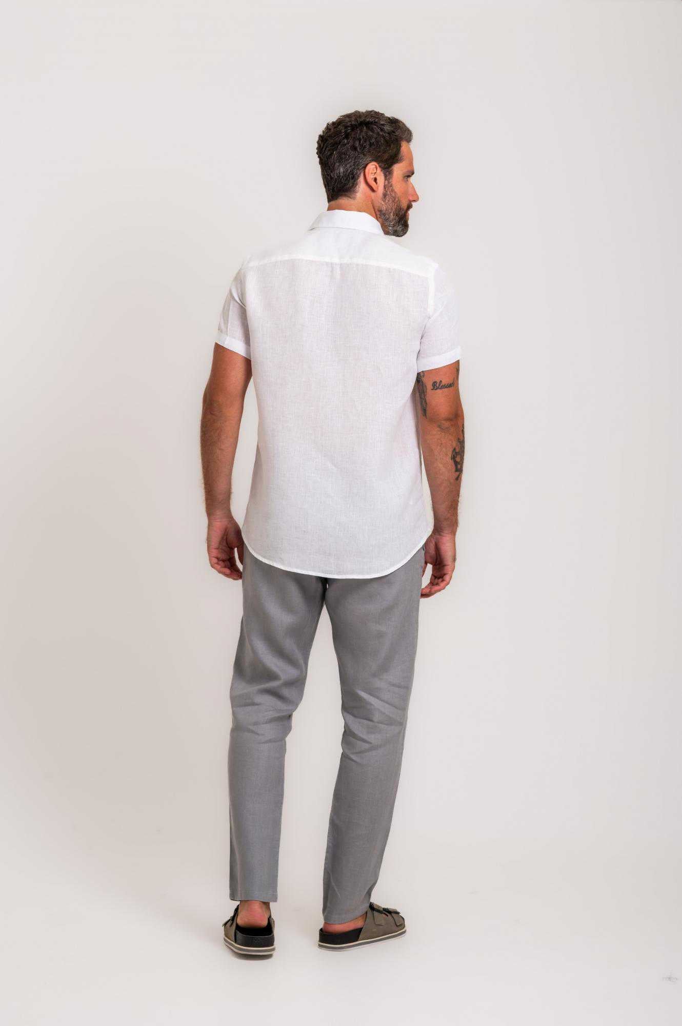 Men’s White Short Sleeve Shirt
