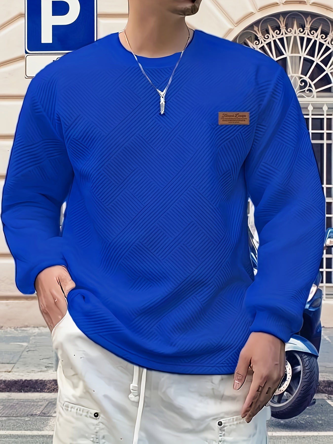 Maglione Uomo a Manica Lunga con Motivo Geometrico - Design Blu Vibrante e Nero, Taglio Regolare per Primavera/Autunno, Tessuto Comodo, Stile Casual, Cuciture di Qualità, Top Modaiolo, Abbigliamento Autunnale, Ideale per Giovani Adulti