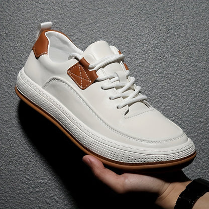 Scarpe da ginnastica casual in vera pelle da uomo, stile sportivo preppy, tinta unita, per tutte le stagioni, con lacci, punta tonda, suola in gomma, soletta sintetica, per escursioni, attività all'aperto, abbigliamento quotidiano e casual.