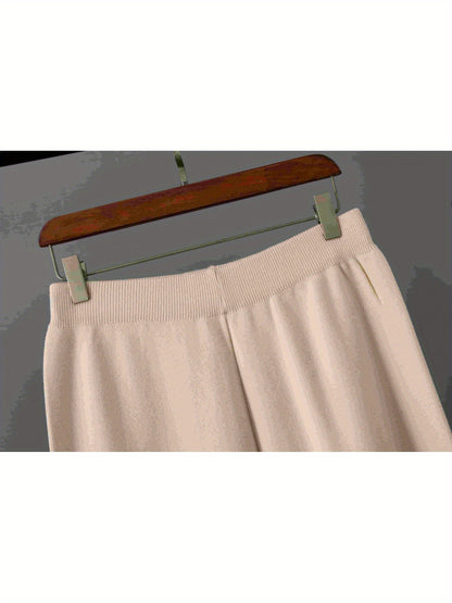 2025 Pantaloni a gamba larga per l'autunno e l'inverno fanno sembrare sottile e ridurre l'età il set di due pezzi di piccolo stile di fragranza alla moda casual per le donne