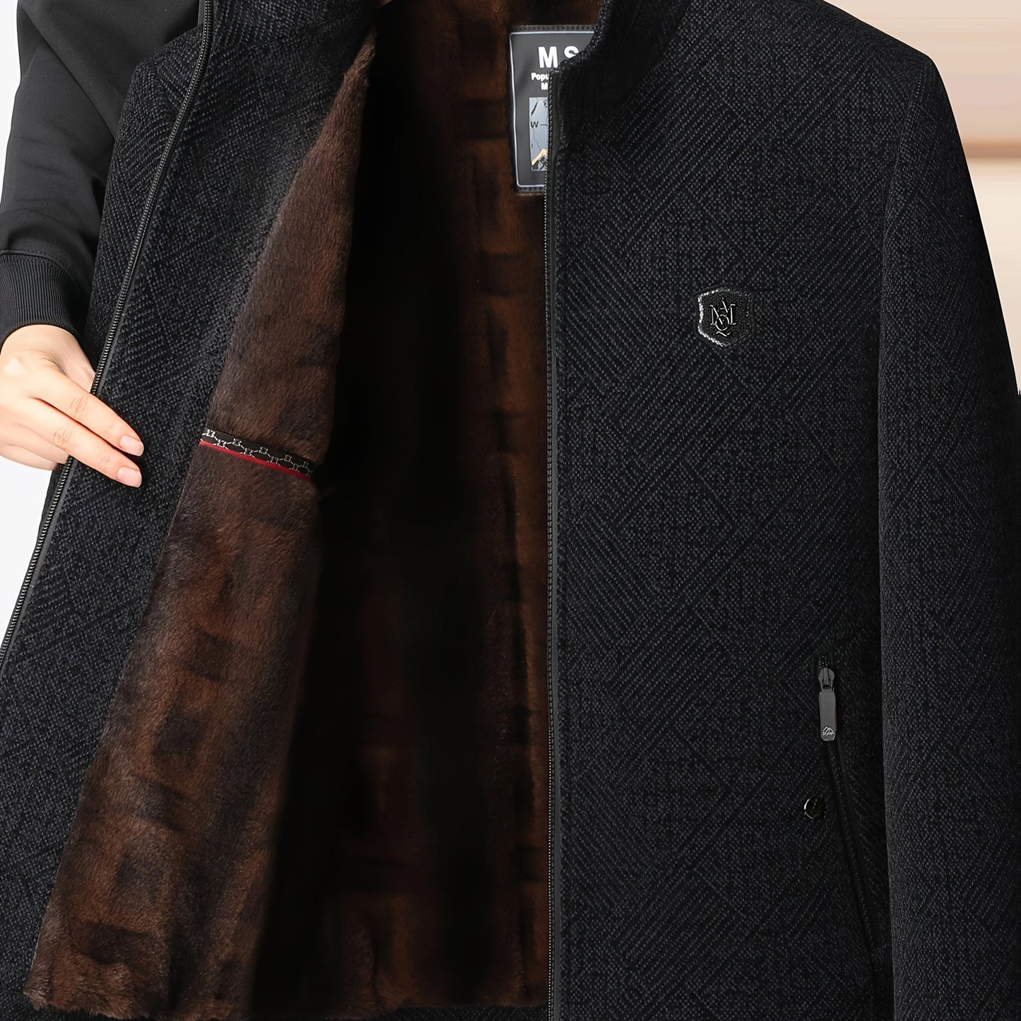 Lisen OBM Giacca Invernale Uomo con Fodera in Pelliccia di Lusso - Cappotto a Collo Alto e Zip Completa, Interno Nero/Marrone/Beige, Logo Dorato, Lavabile a Mano per Uomini Maturi, Idealmente adatto al Freddo & Occasioni Formali, Abbigliamento Invernale p