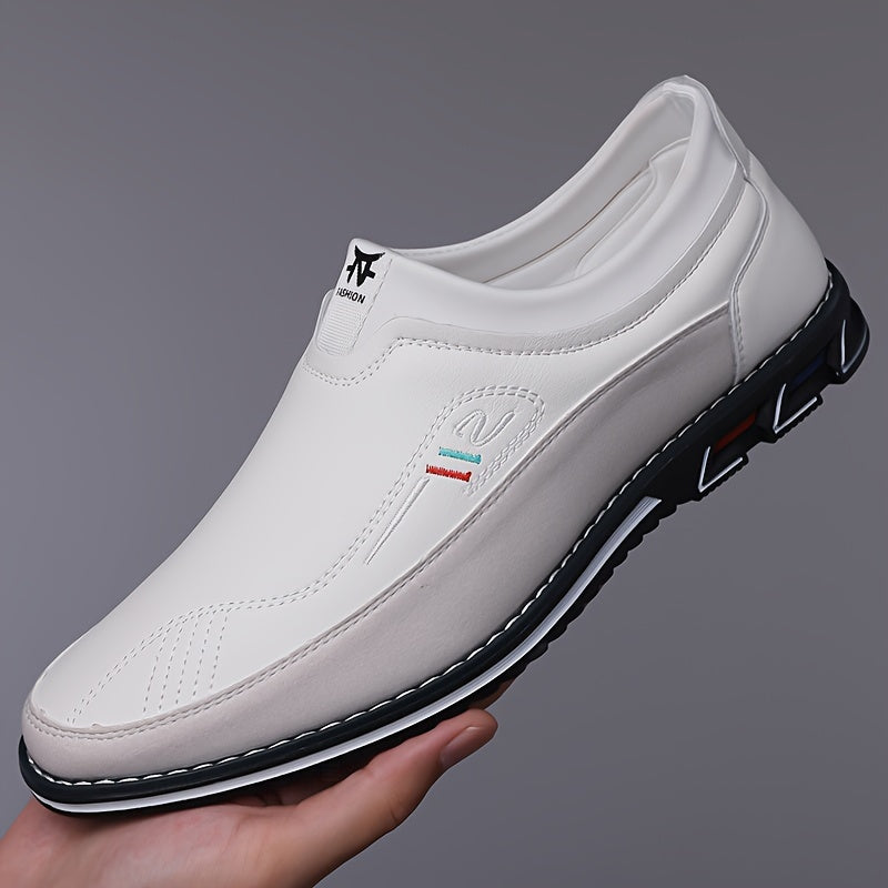 Scarpe da uomo con mocassini a blocchi di colore, comode scarpe da passeggio con suola in gomma antiscivolo e resistenti per le attività all'aperto da uomo