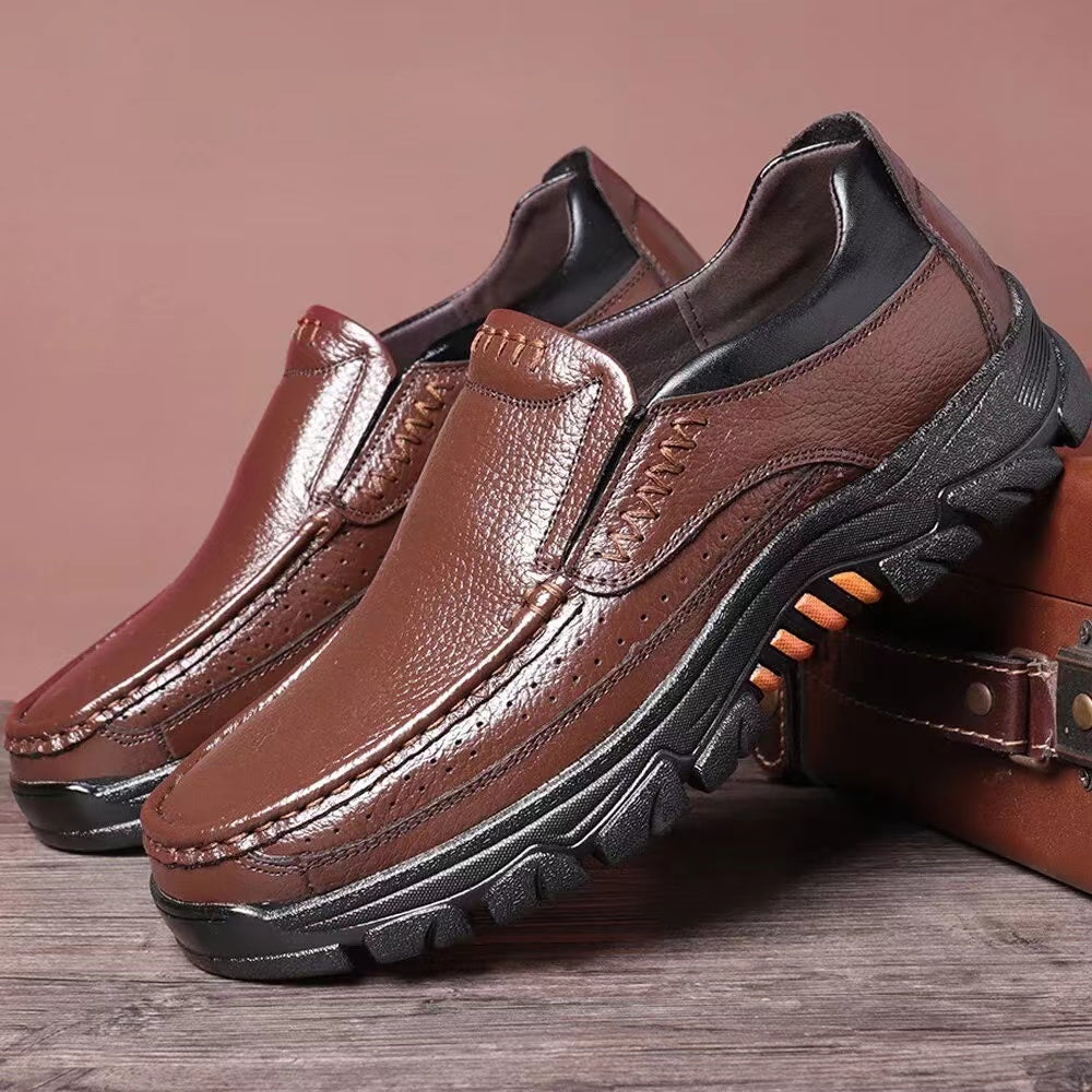 Scarpe Eleganti da Uomo in Vera Pelle Slip-On per Papà di 40-50 Anni - Suola in Gomma Antiscivolo, Punta Tonda, Comode, Adatte per Tutto l'Anno per Occasioni Casual e Business (Marrone, Fino alla Taglia 50), Calzature Versatili | Cerniera Laterale | Scarp