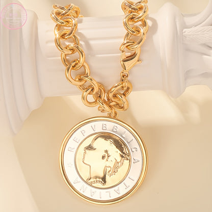 Un bracciale in argento sterling per donna, con bracciale a catena con moneta lira in alfabeto goffrato, bracciale a catena, bracciale con ciondolo, un regalo per la nipote, regalo di San Valentino, regalo di compleanno, abbinamento gioielli matrimonio, c