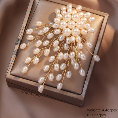 Una spilla elegante e alla moda in stile retrò francese, personalizzata con un design di nicchia. Spilla abbagliante e unica con personalità, adatta per abiti da donna, banchetti quotidiani, vacanze e qualsiasi occasione da indossare. È anche un regalo mo
