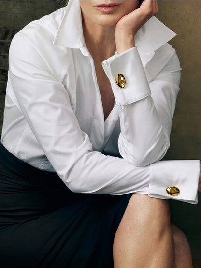 Linea Milano- Camicia classica nera a maniche lunghe con bottoni dorati per donna -