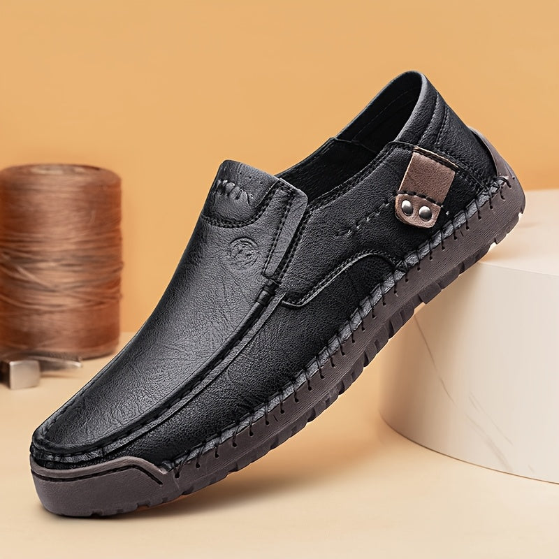 Scarpe fatte a mano per uomo CLOHOO, suola morbida, comode e traspiranti, suola in gomma, scarpe sportive casual resistenti, slip-on, scarpe da ufficio per tutti gli anni, moda giovane