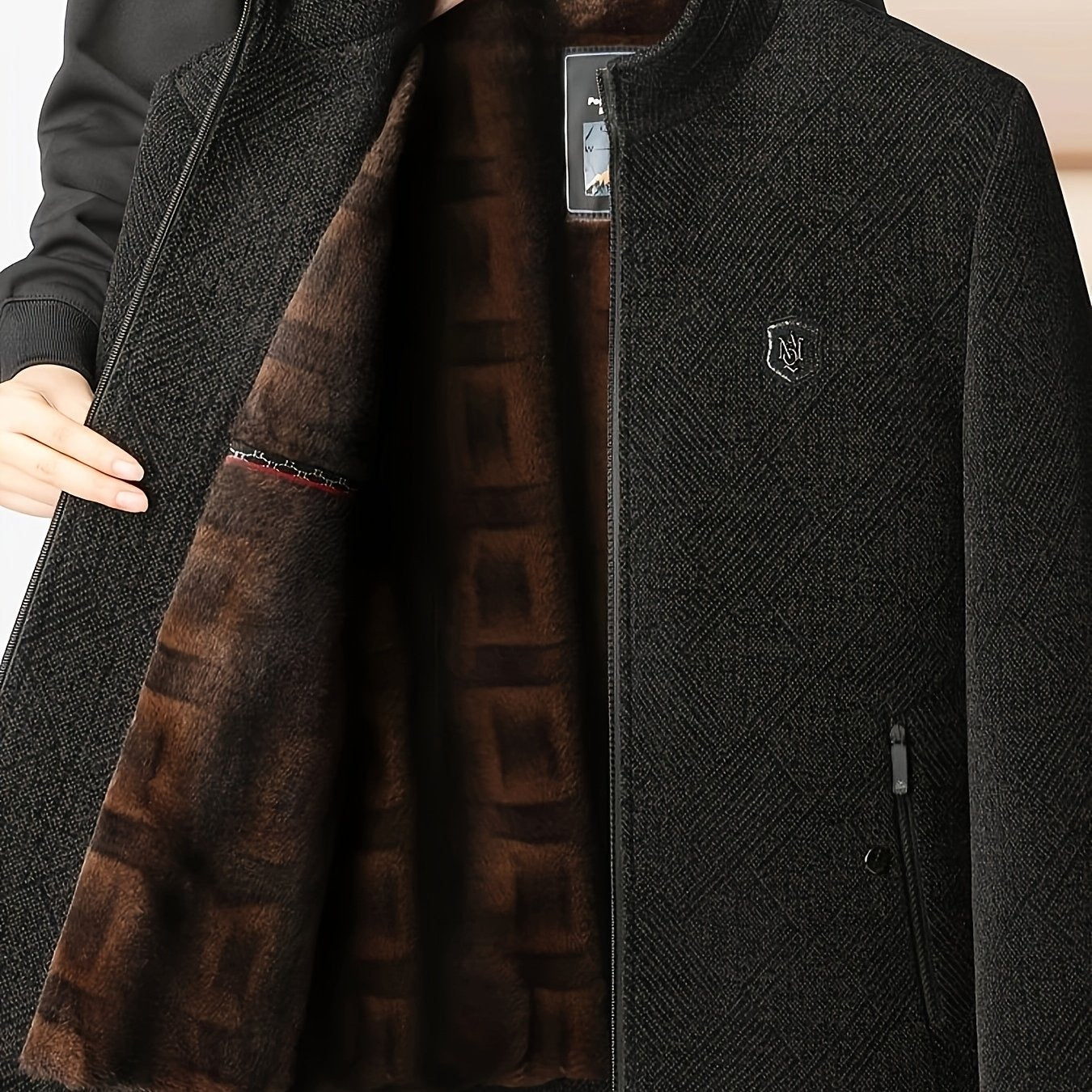 Lisen OBM Giacca Invernale Uomo con Fodera in Pelliccia di Lusso - Cappotto a Collo Alto e Zip Completa, Interno Nero/Marrone/Beige, Logo Dorato, Lavabile a Mano per Uomini Maturi, Idealmente adatto al Freddo & Occasioni Formali, Abbigliamento Invernale p