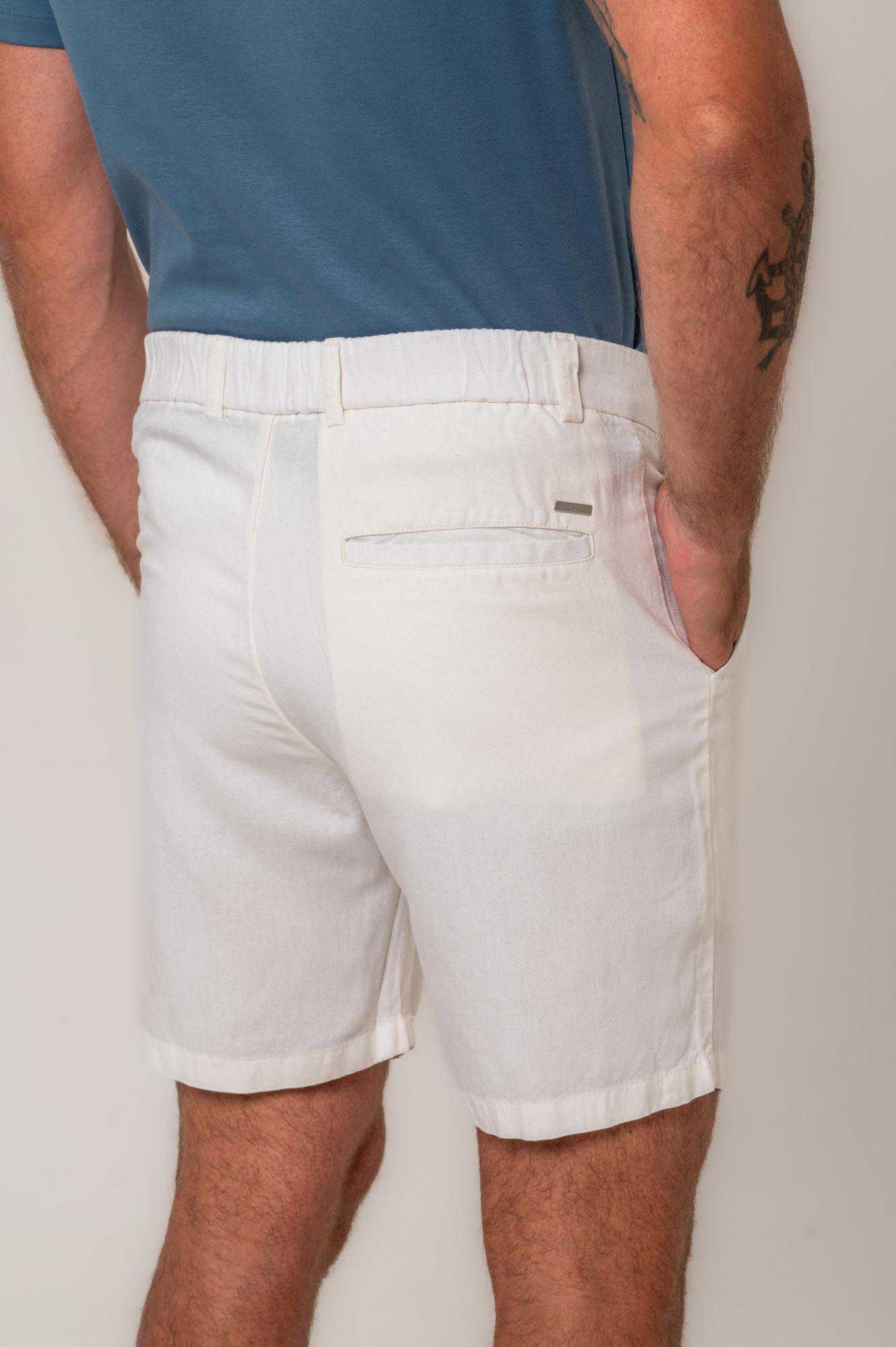 Men’s White Casual Shorts