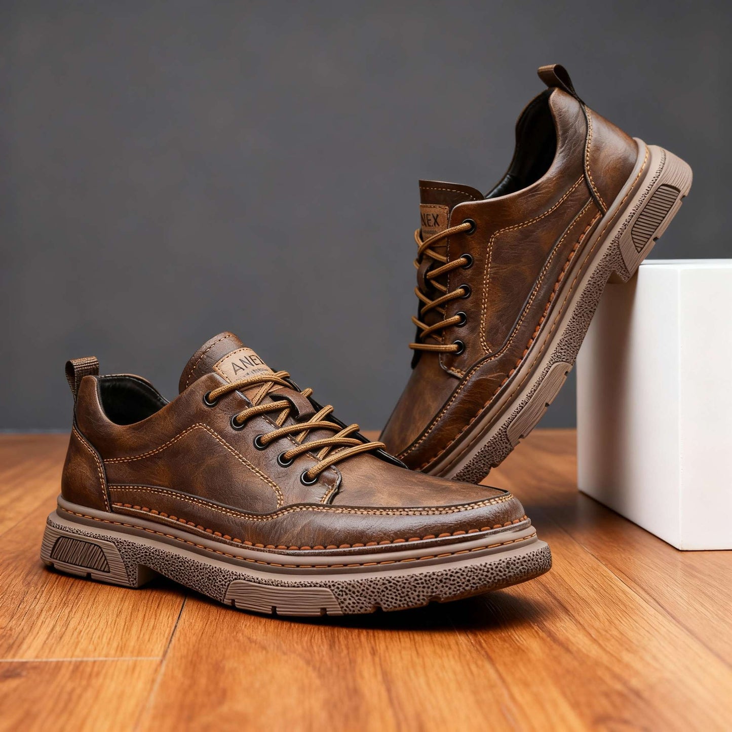 Velion Minimal Leather Sneakers